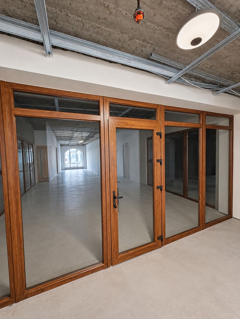 Mobile office partitions: a demountable structure you can move