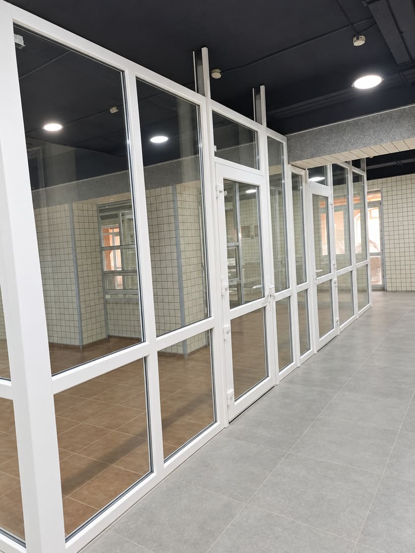 Office partition installation in Odesa: assembling the frame on site