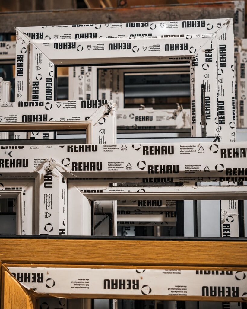 REHAU ARTEVO